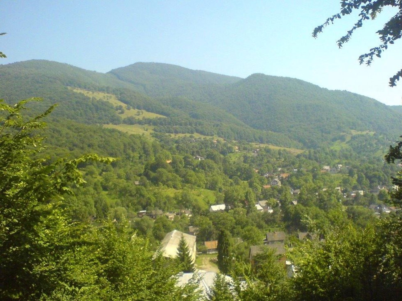 Село Кобылецкая Поляна