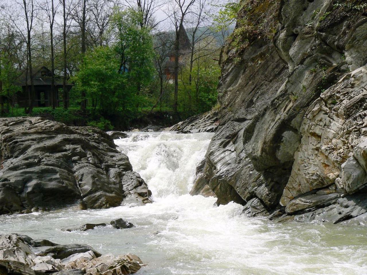 Село Шешори