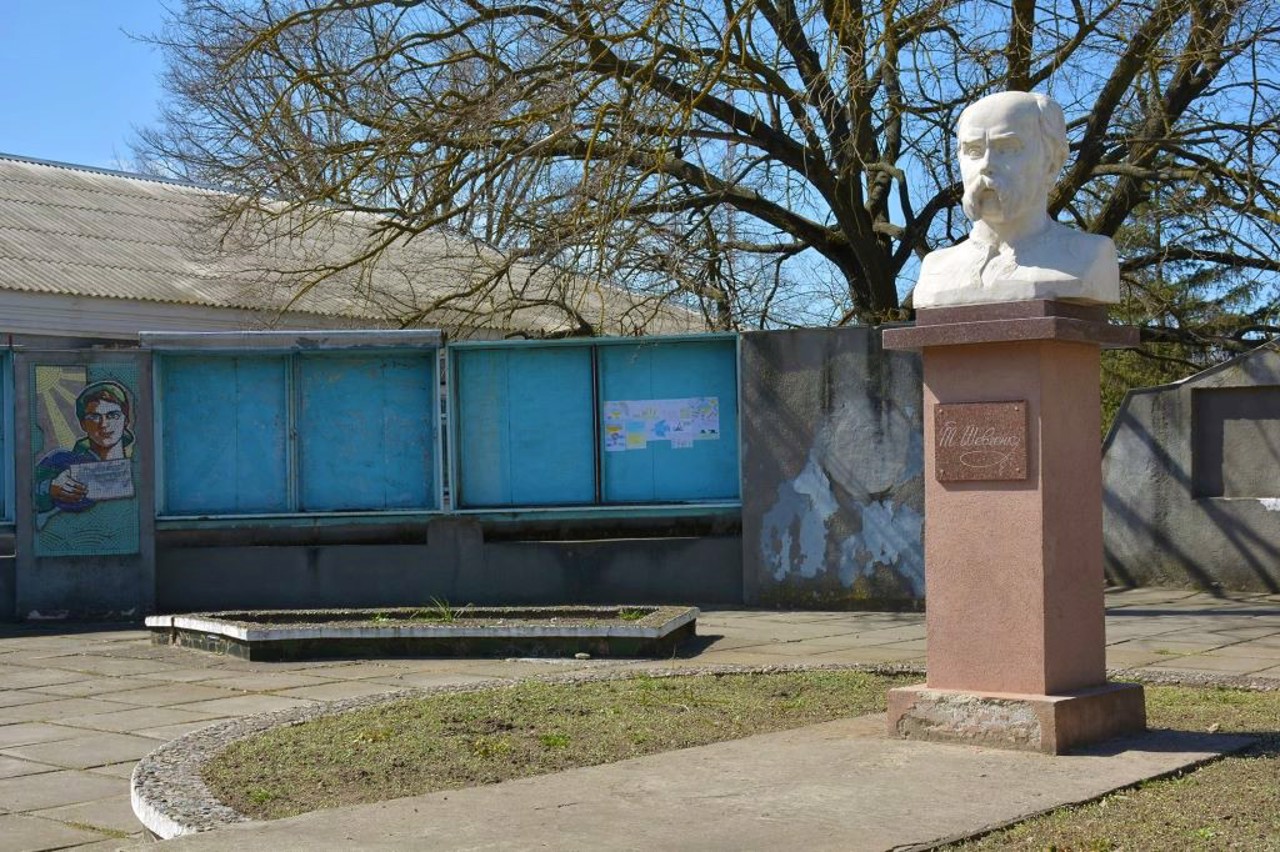 Село Чорнобаївка