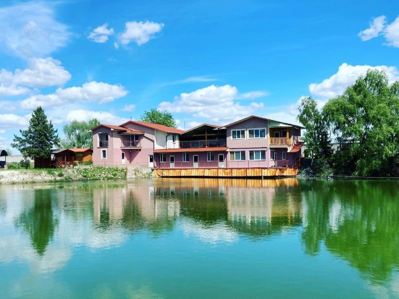 Село Рожны, Киевская область