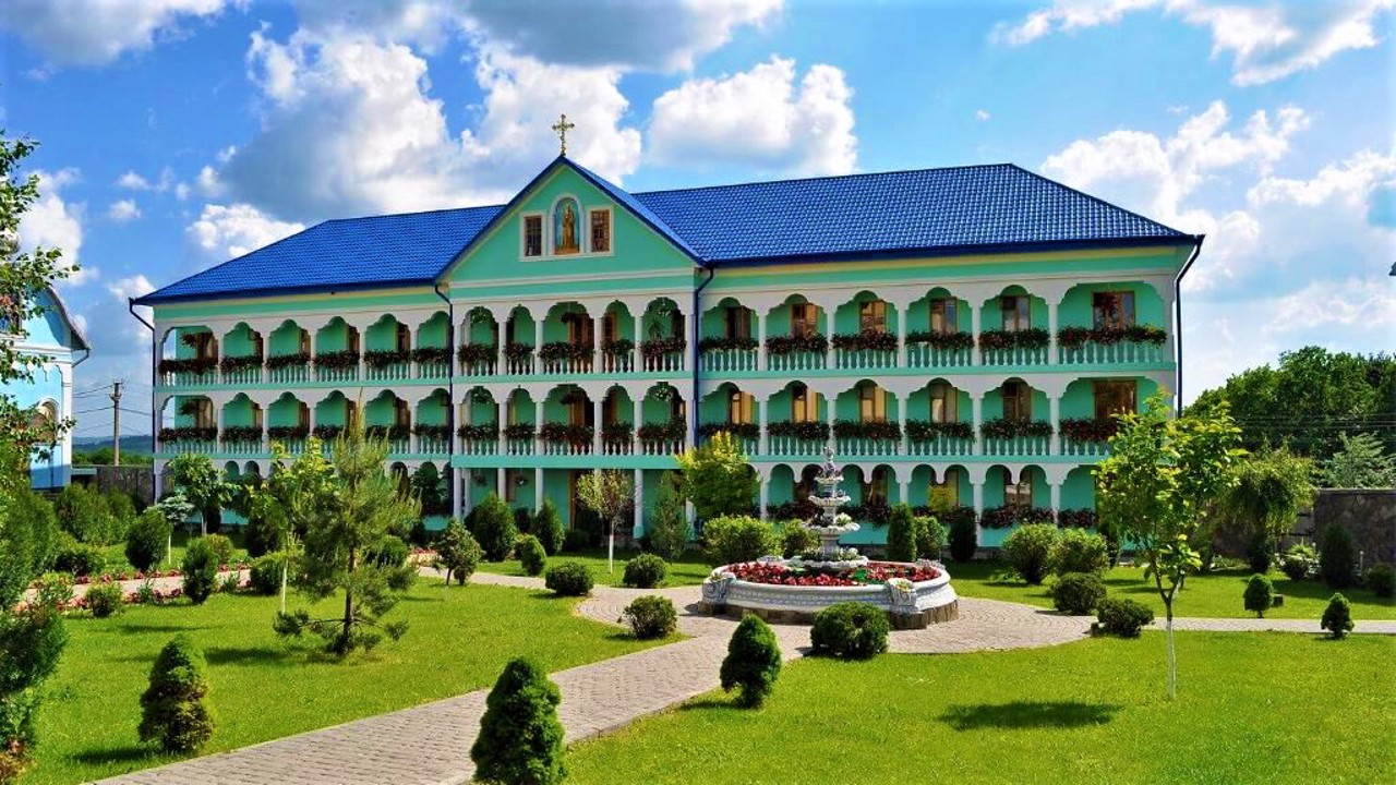 Село Банчени