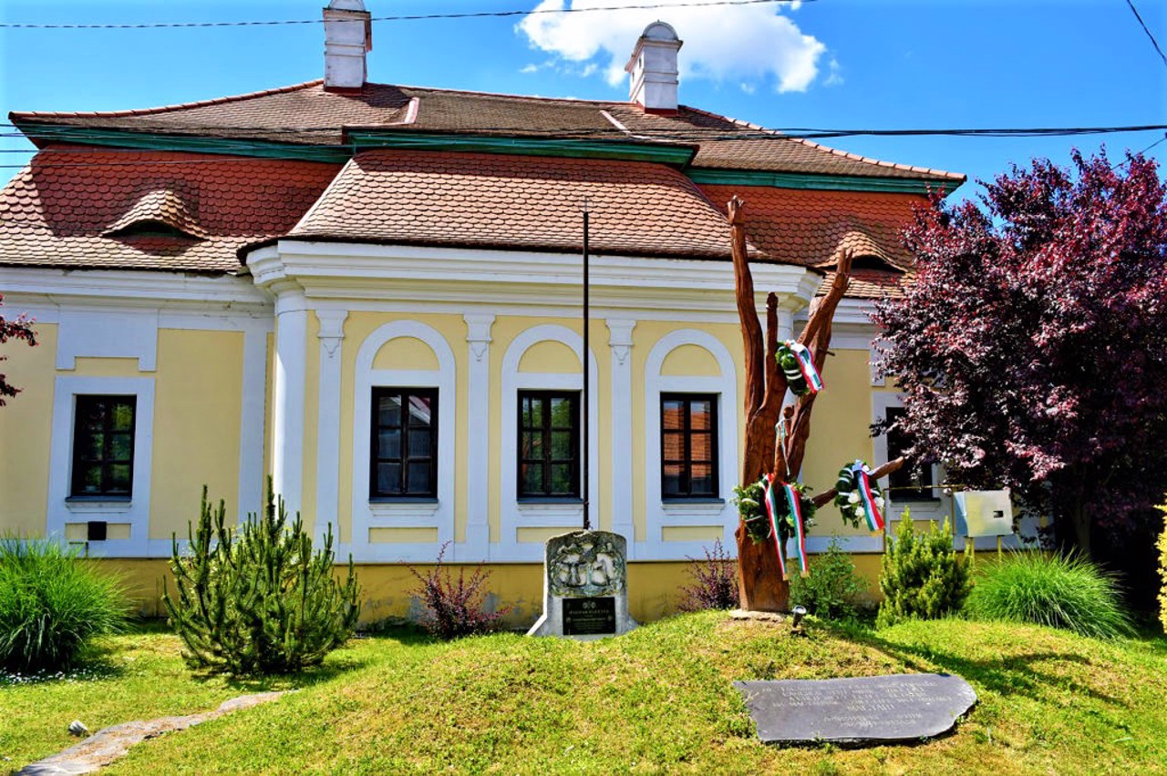 Hecha village