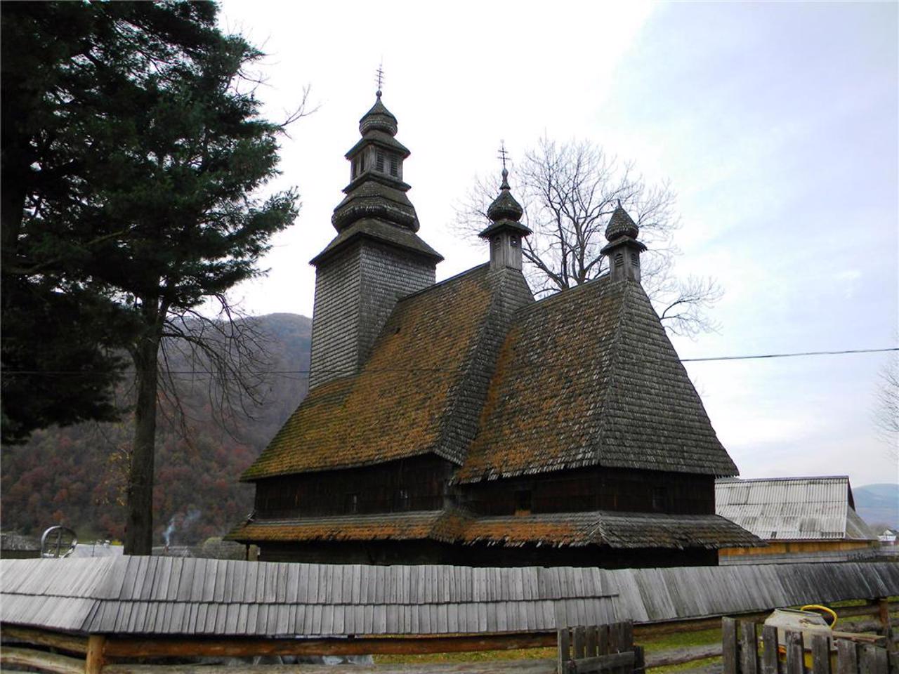 Церква Святого Духа, Колочава