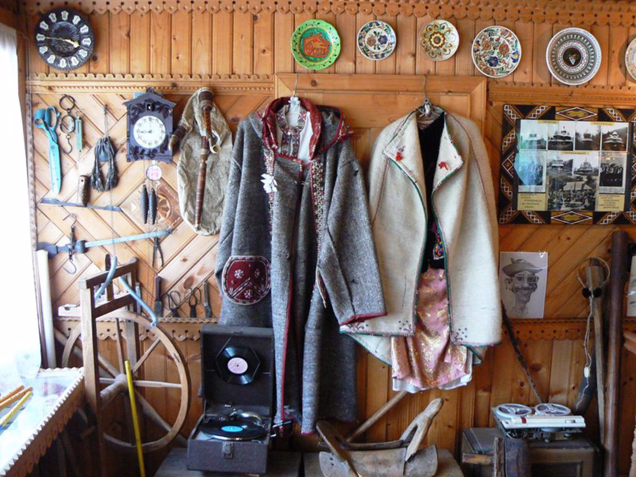 Museum of Musical Instruments Kumlyk, Verkhovyna