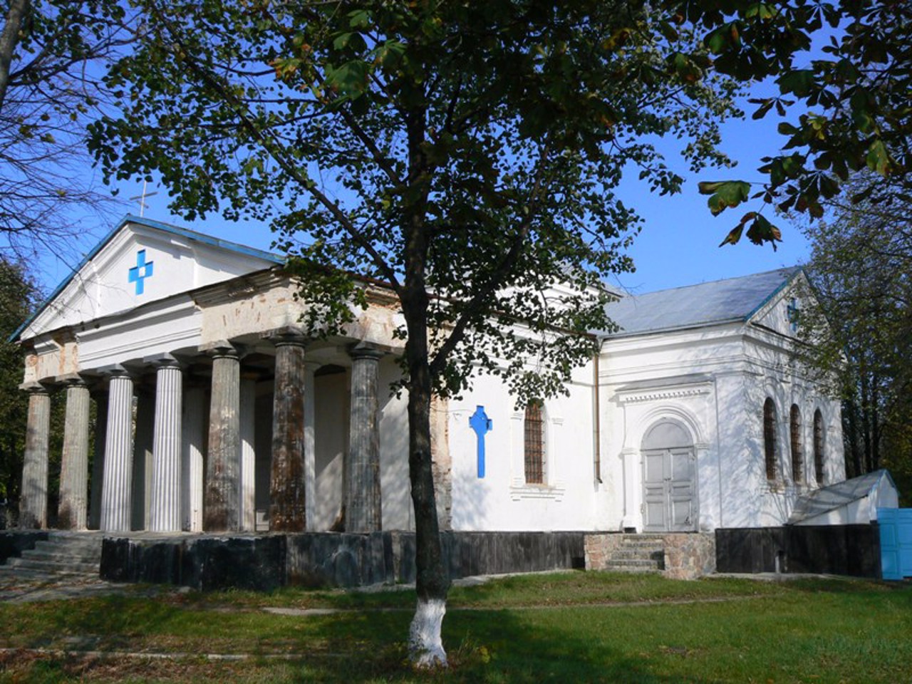 Ascension of Cross Church (Rayevsky Family Reserve), Rozumivka