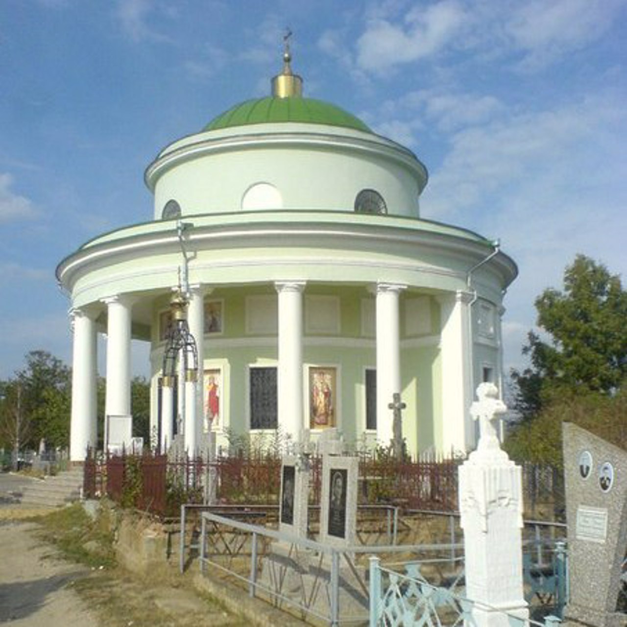 Saint Mitrofan Church (General Ivan Inzov Mausoleum), Bolhrad