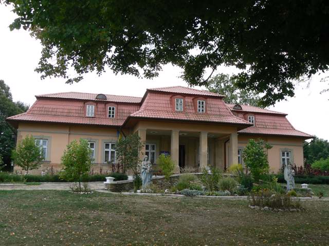 Музей історії Давнього Галича (Митрополичі палати), Крилос