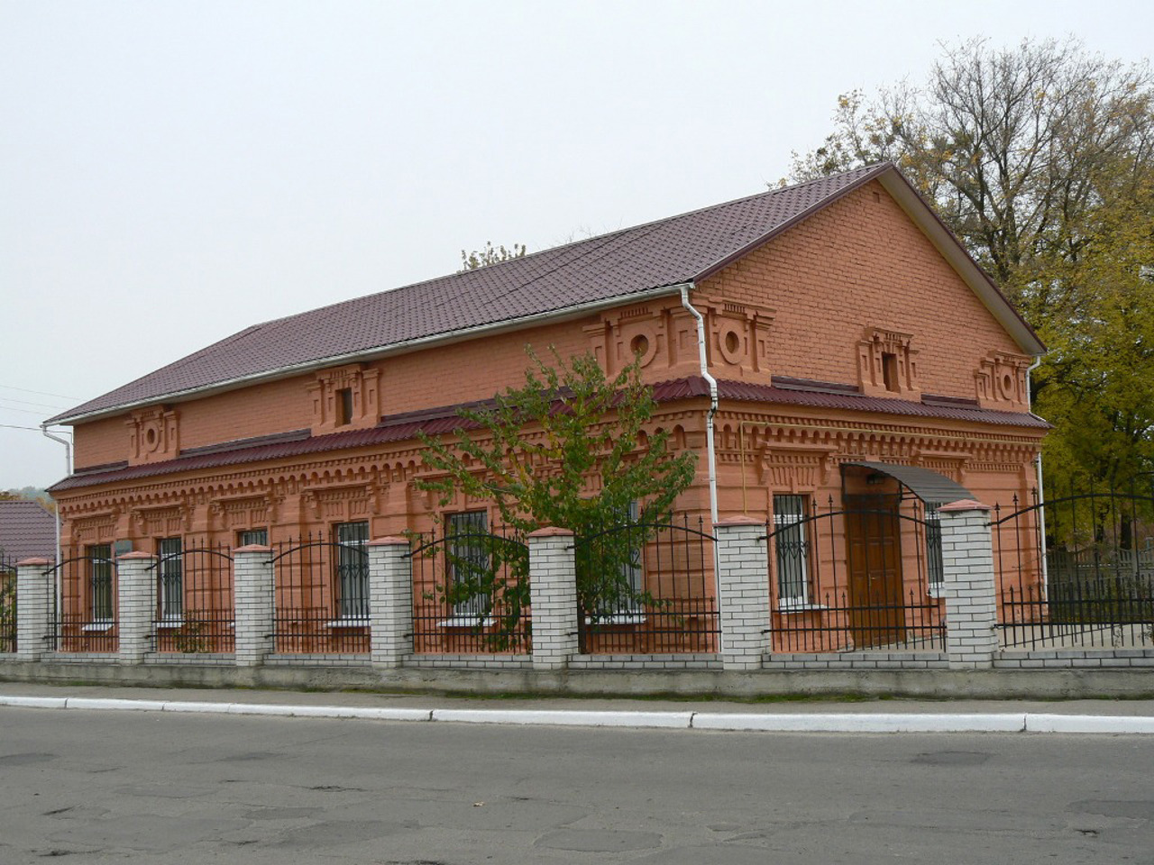 Rzhyshchiv Archaeological and Local Lore Museum