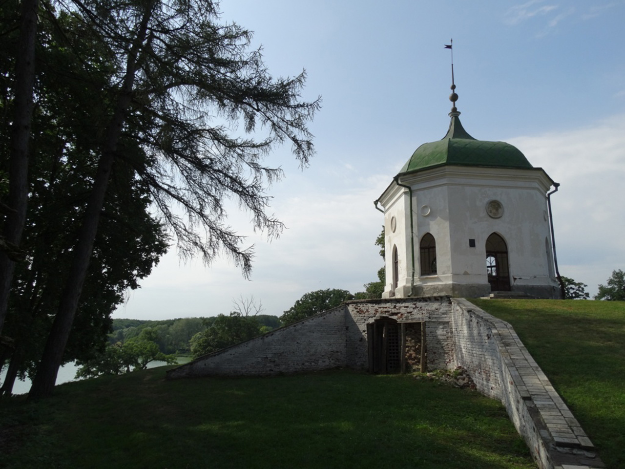 Заповедник Качановка, Дворец Тарновских