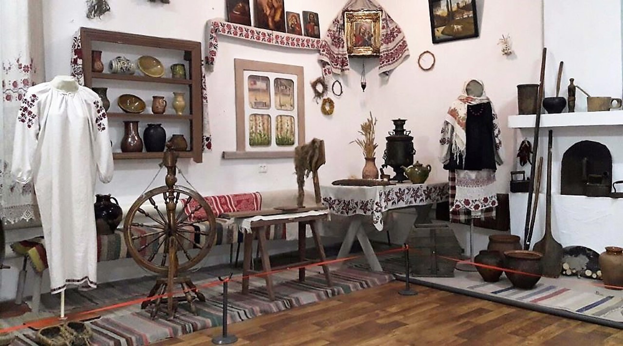 Лозовский краеведческий музей, Лозовая