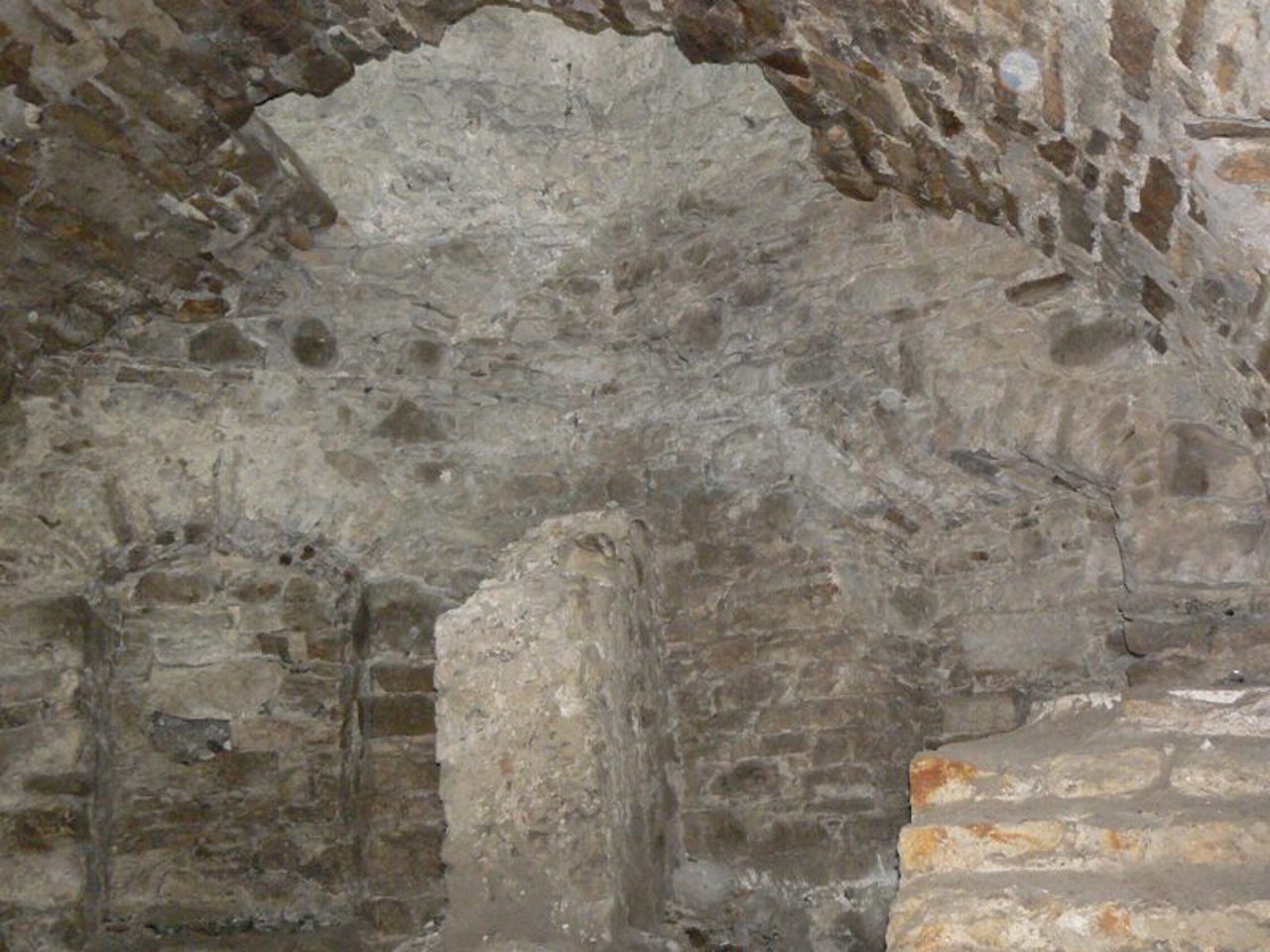 Кривченский замок Концких, Кривче
