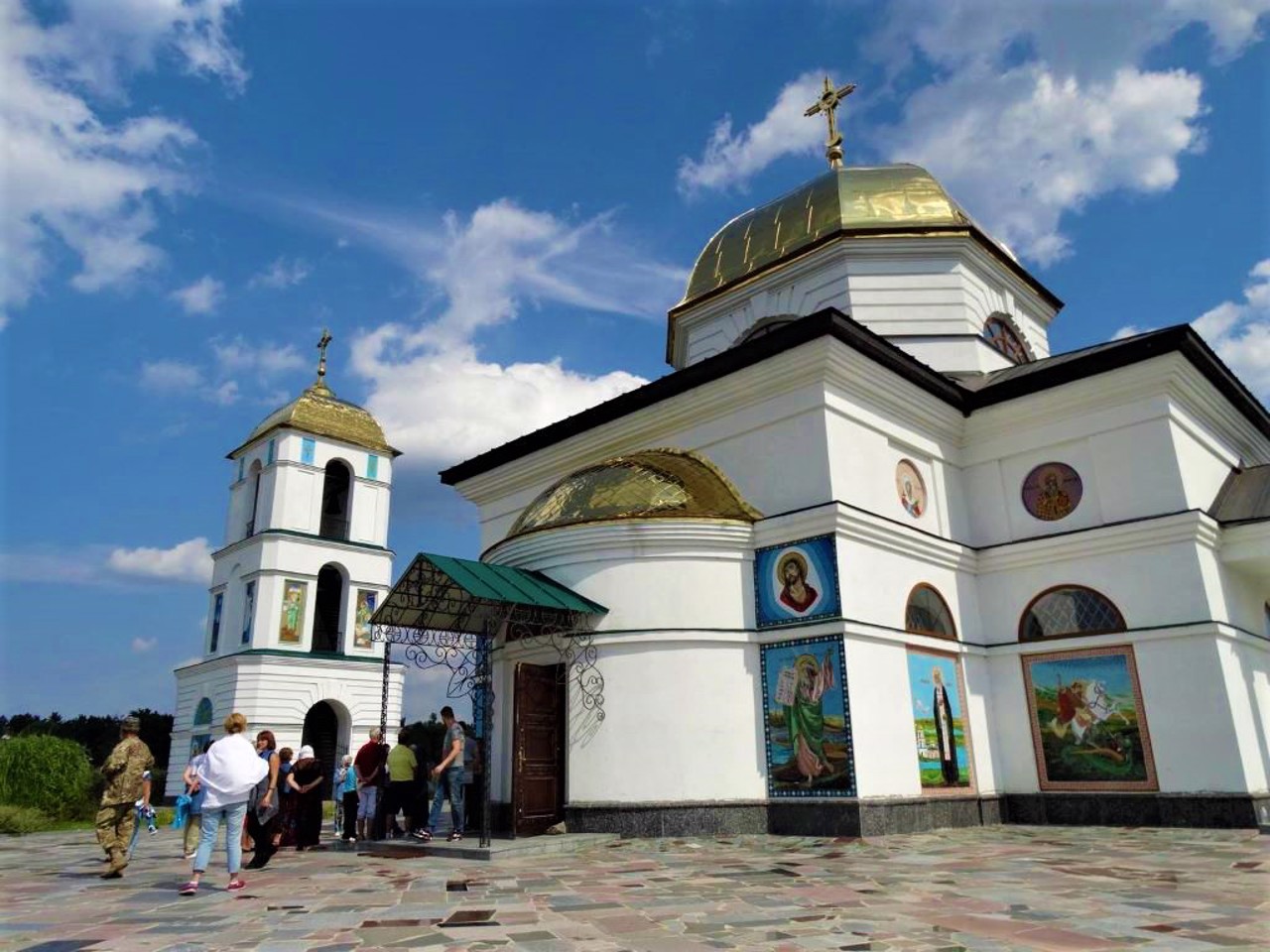 Flooded church, Rzhyshchiv