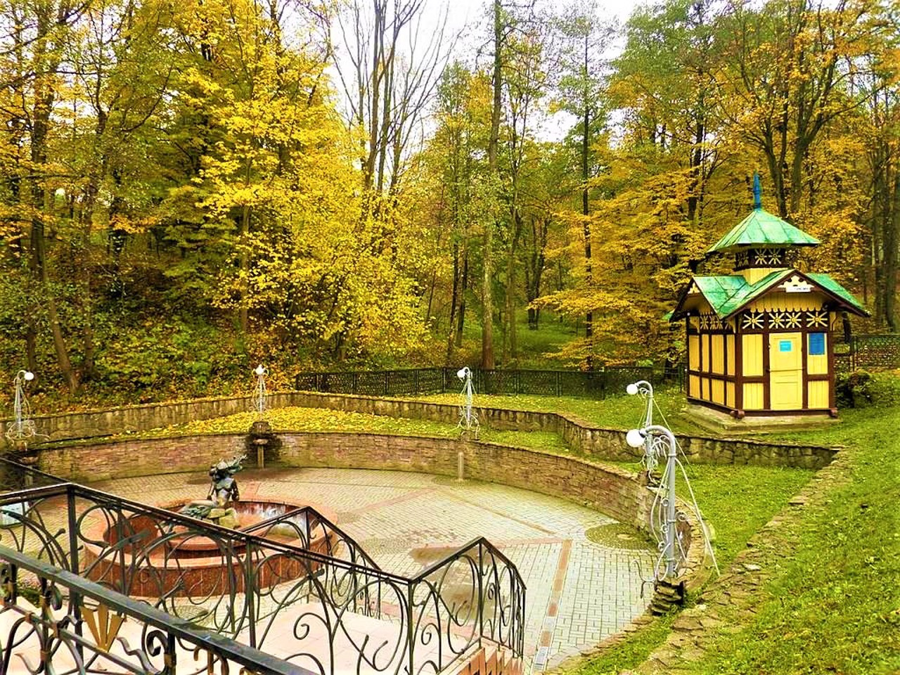 Resort Park Adamivka, Truskavets