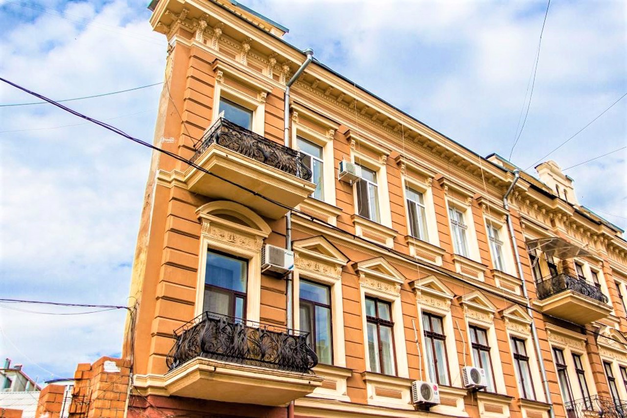House-wall (Flat house), Odesa