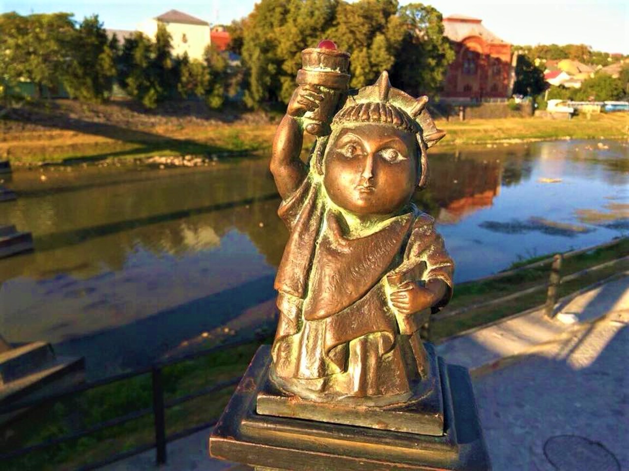 Міні-скульптура "Маяк Свободка", Ужгород