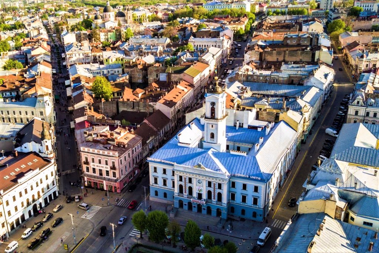 Чернівецька ратуша, Чернівці