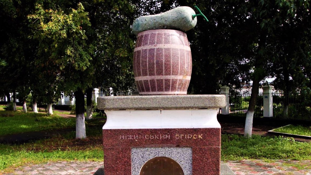 Nizhyn Cucumber Monument