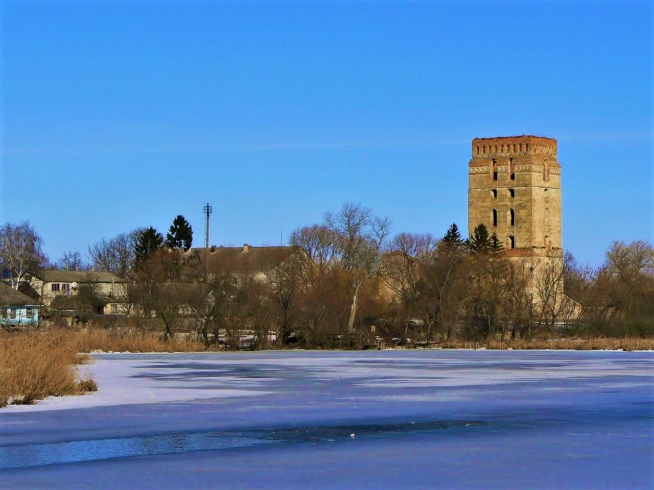 Watchtower, Starokostiantyniv