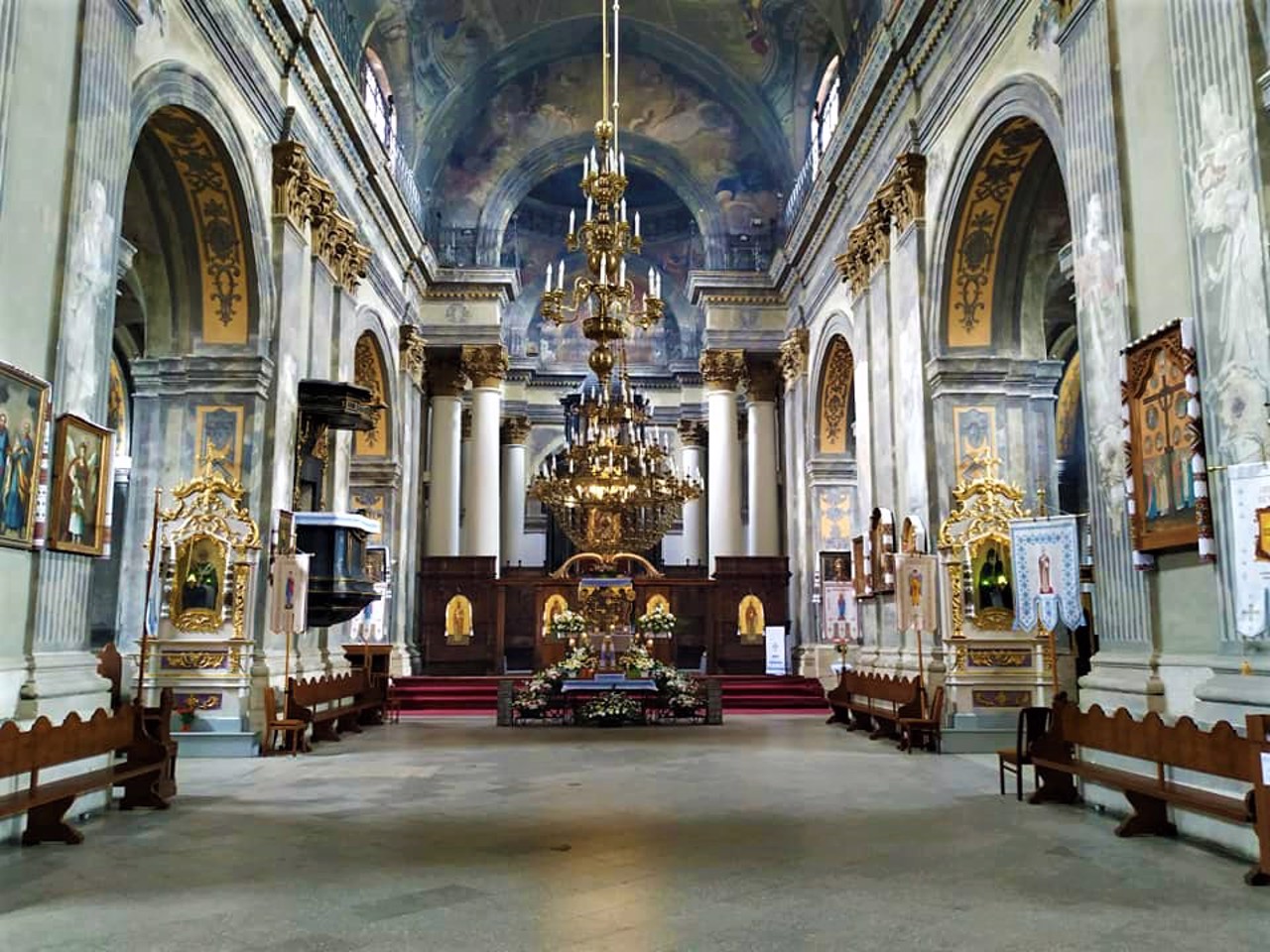Церковь Святого Михаила (Костел кармелитов), Львов