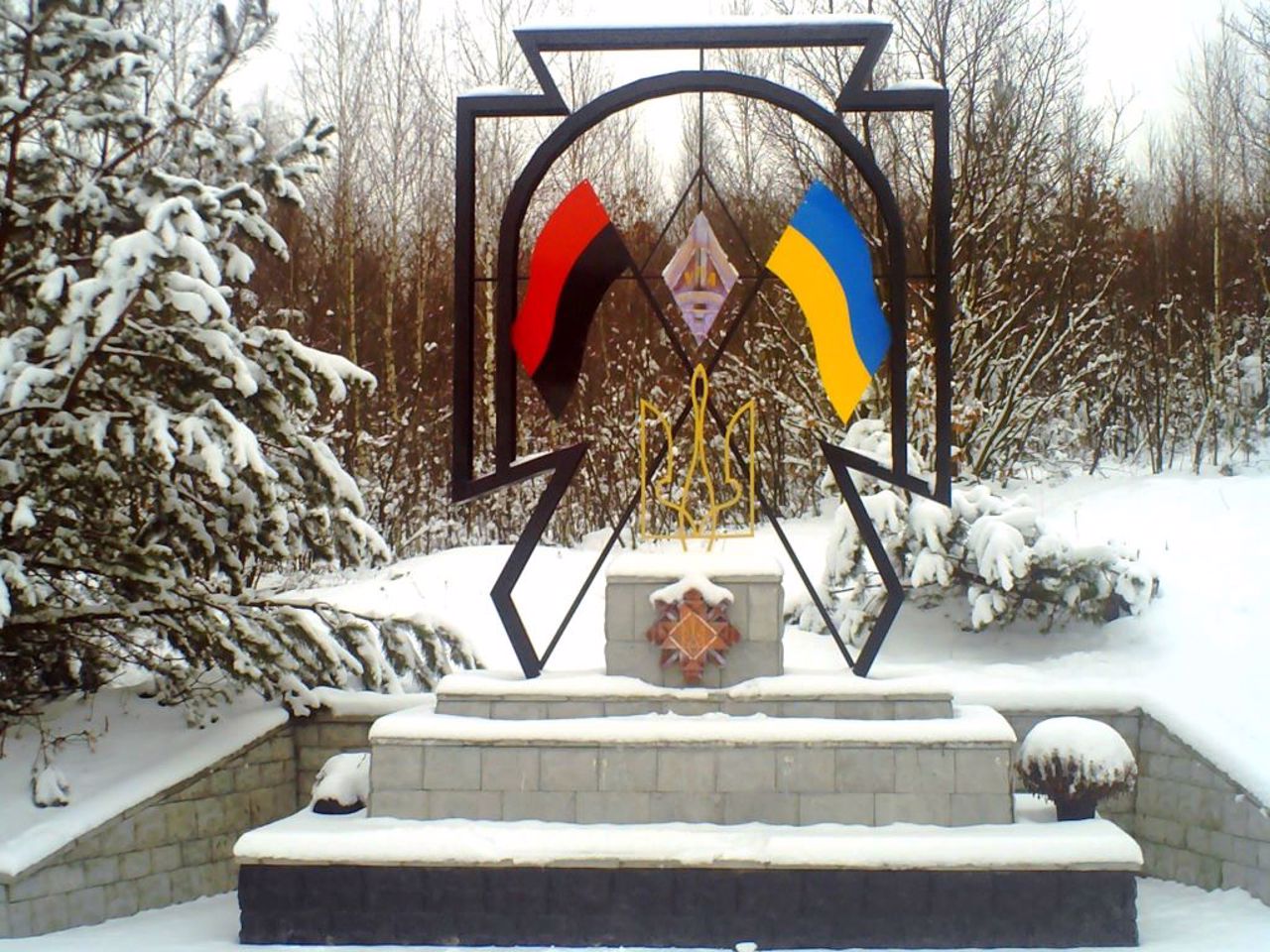 Лагерь УПА Волынь-Юг (Антоновецкая республика), Антоновцы