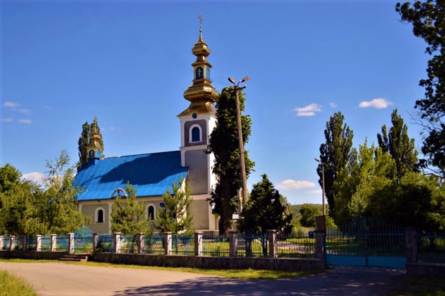 Свято-Миколаївська церква, Чинадійово