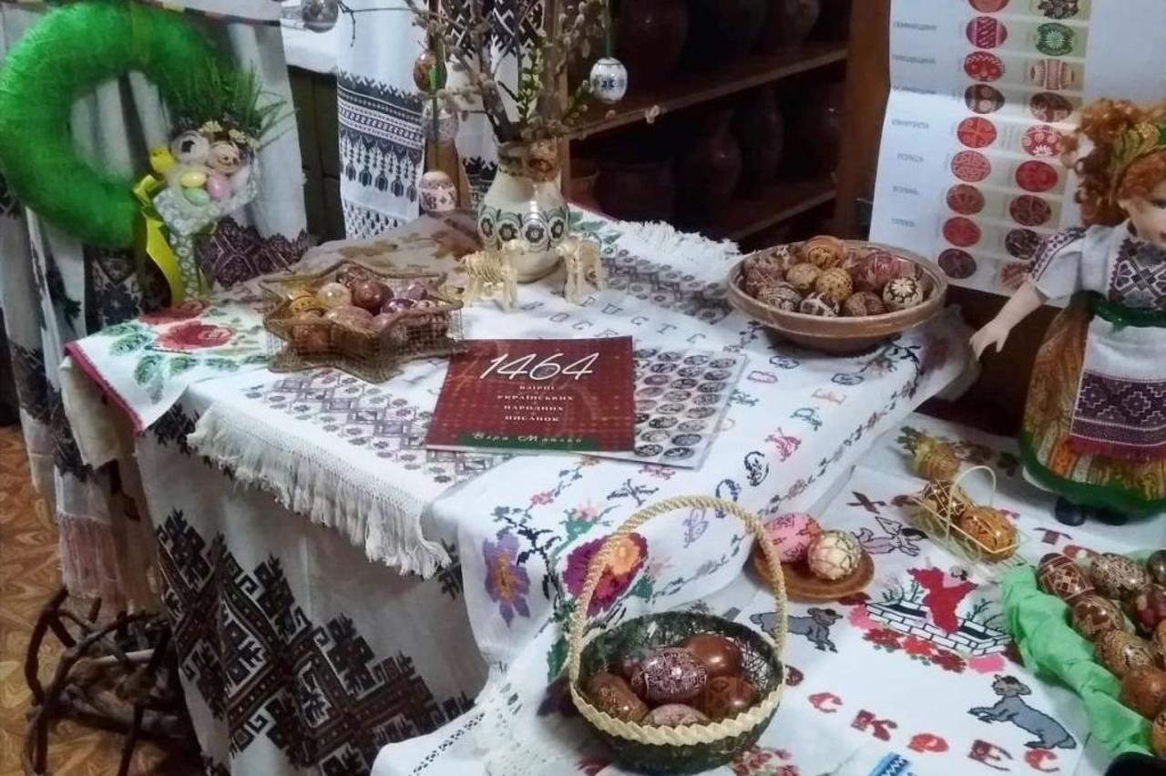 Історико-етнографічний музей "Берегиня", Бурштин