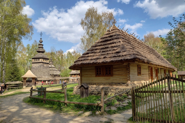 Музей народної архітектури "Шевченківський гай", Львів