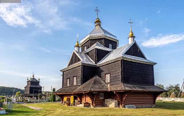 Церква Воздвиження Чесного Хреста, Микитинці