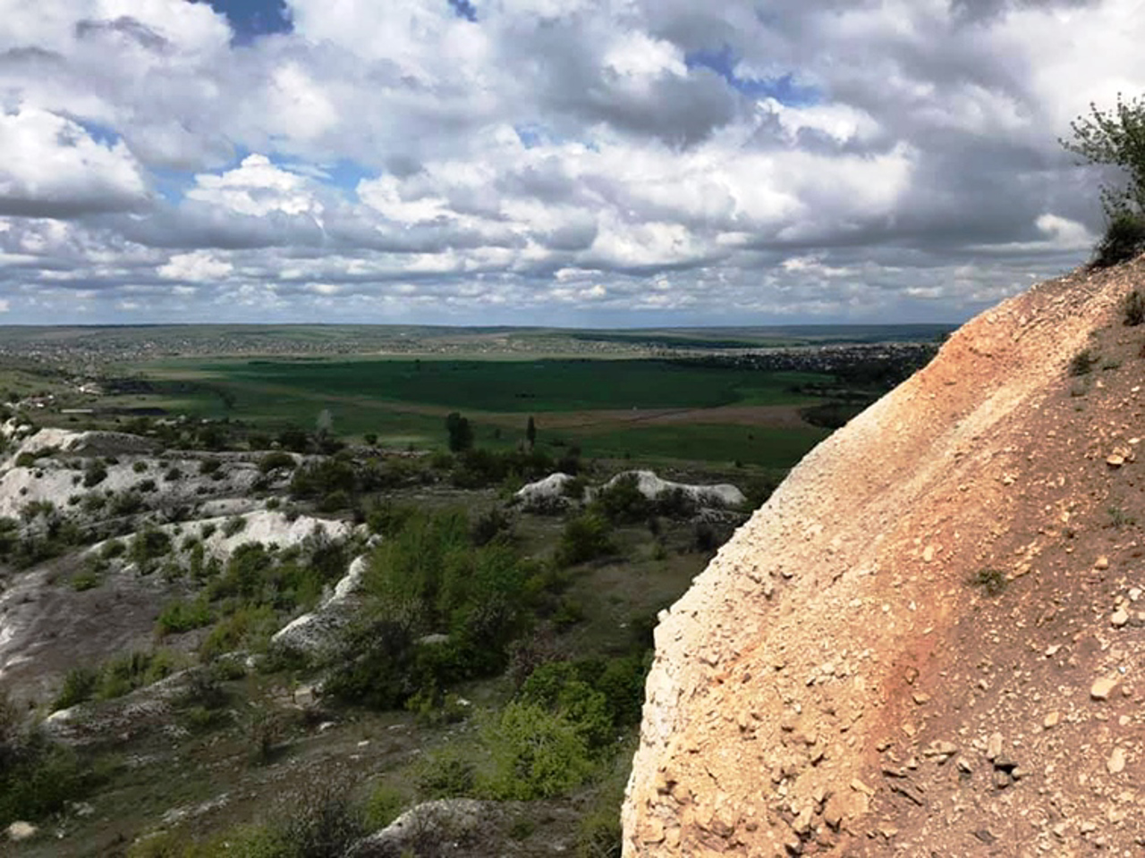 Гора Карачун, Сухановка