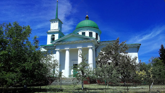 Свято-Троицкая церковь, Гельмязов