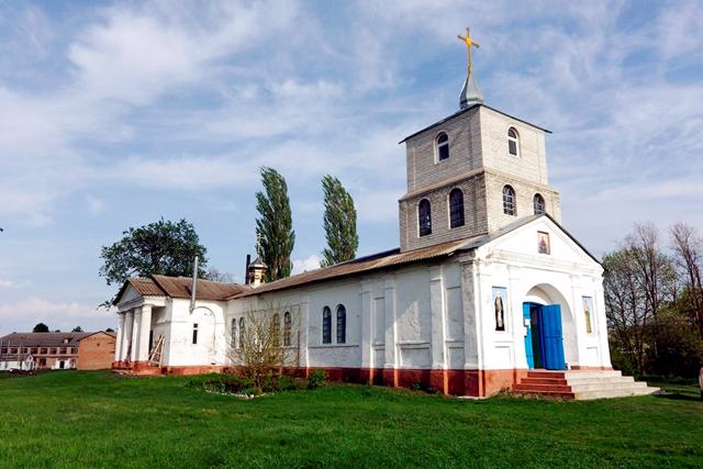 Церква Святого Воскресіння, Безпальче