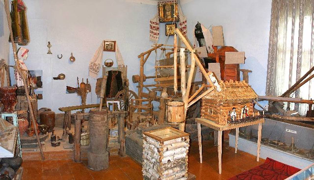Semenivka History and Local Lore Museum