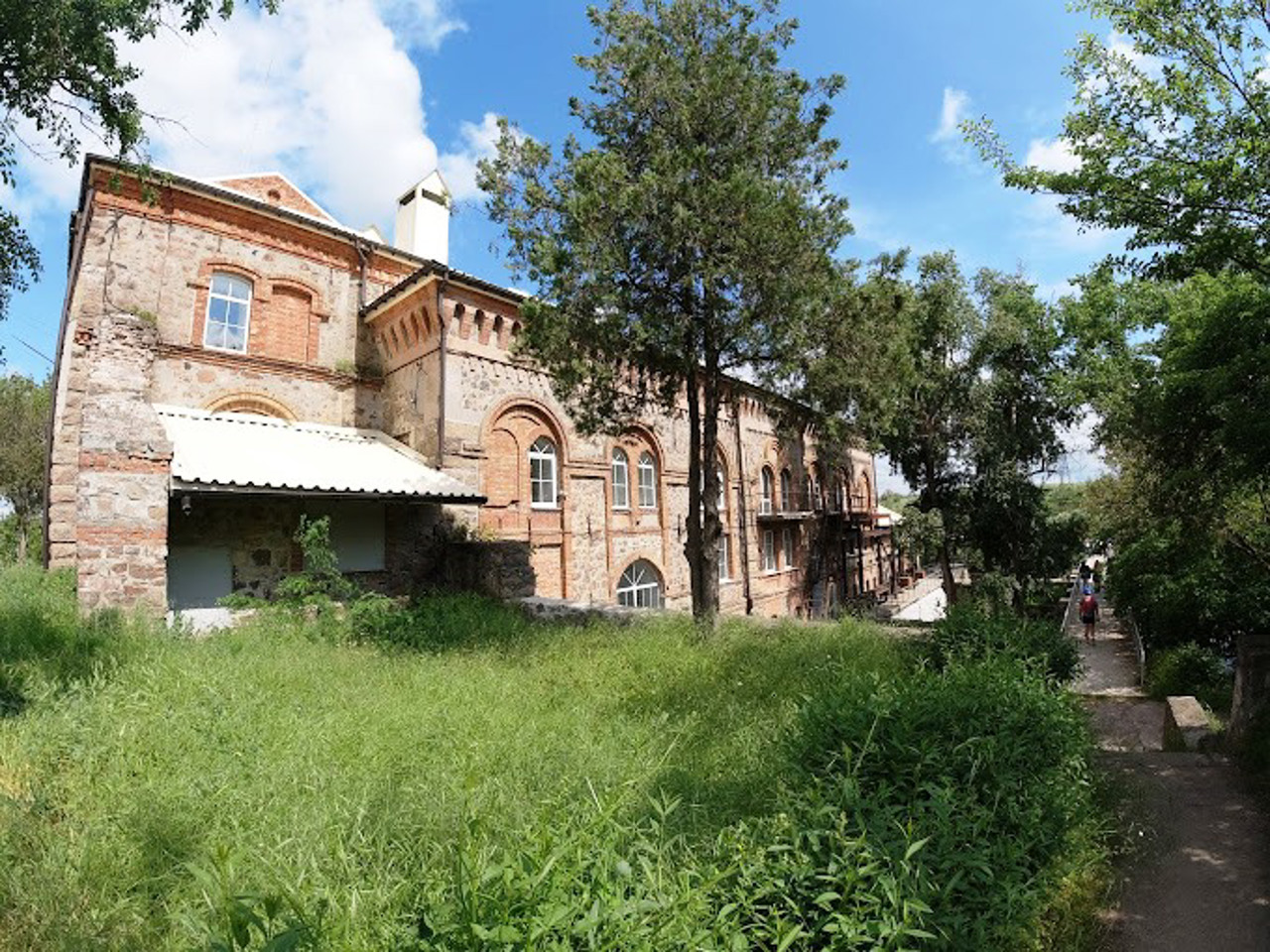 Мельница Скаржинского, Мигия