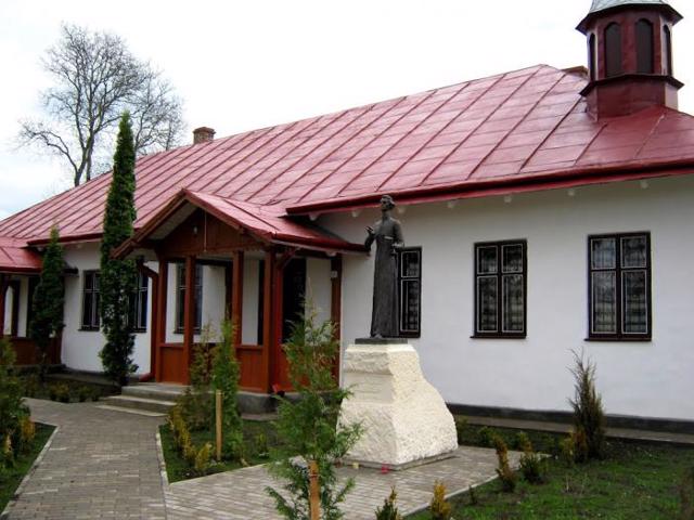Музей Маркіяна Шашкевича, Нестаничі