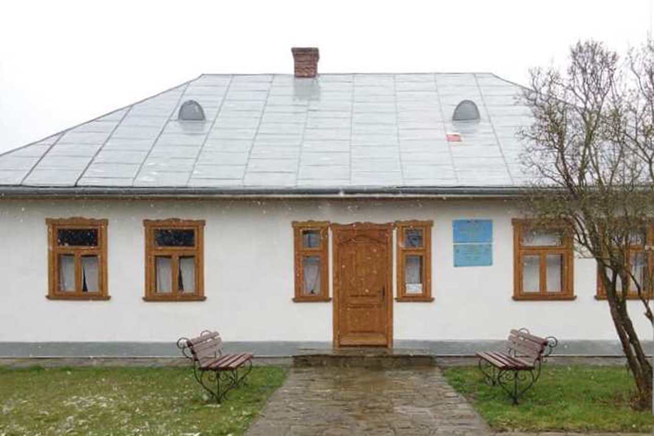 Музей-садиба генерал-хорунжого УПА Олекси Гасина, Конюхів