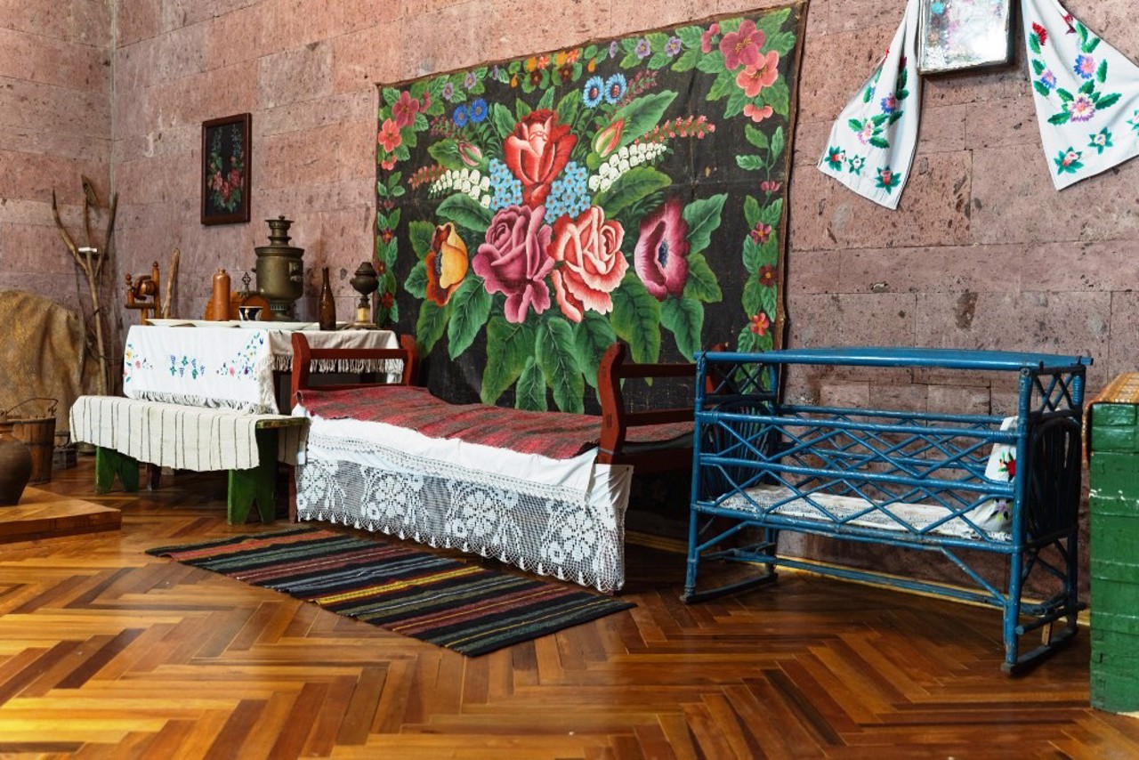 "Partyzanska Iskra" Museum, Krymka