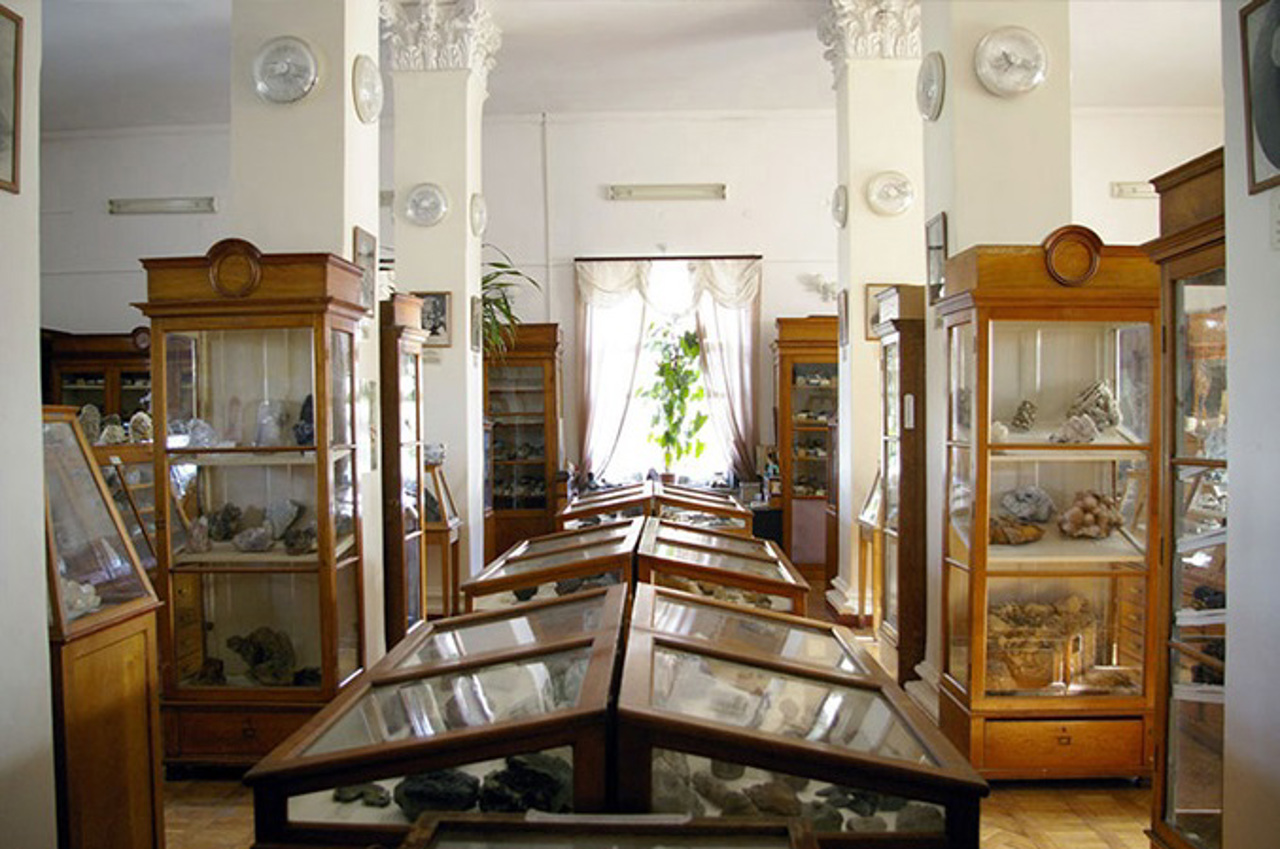 Petrographic and Mineralogical Museum, Odesa