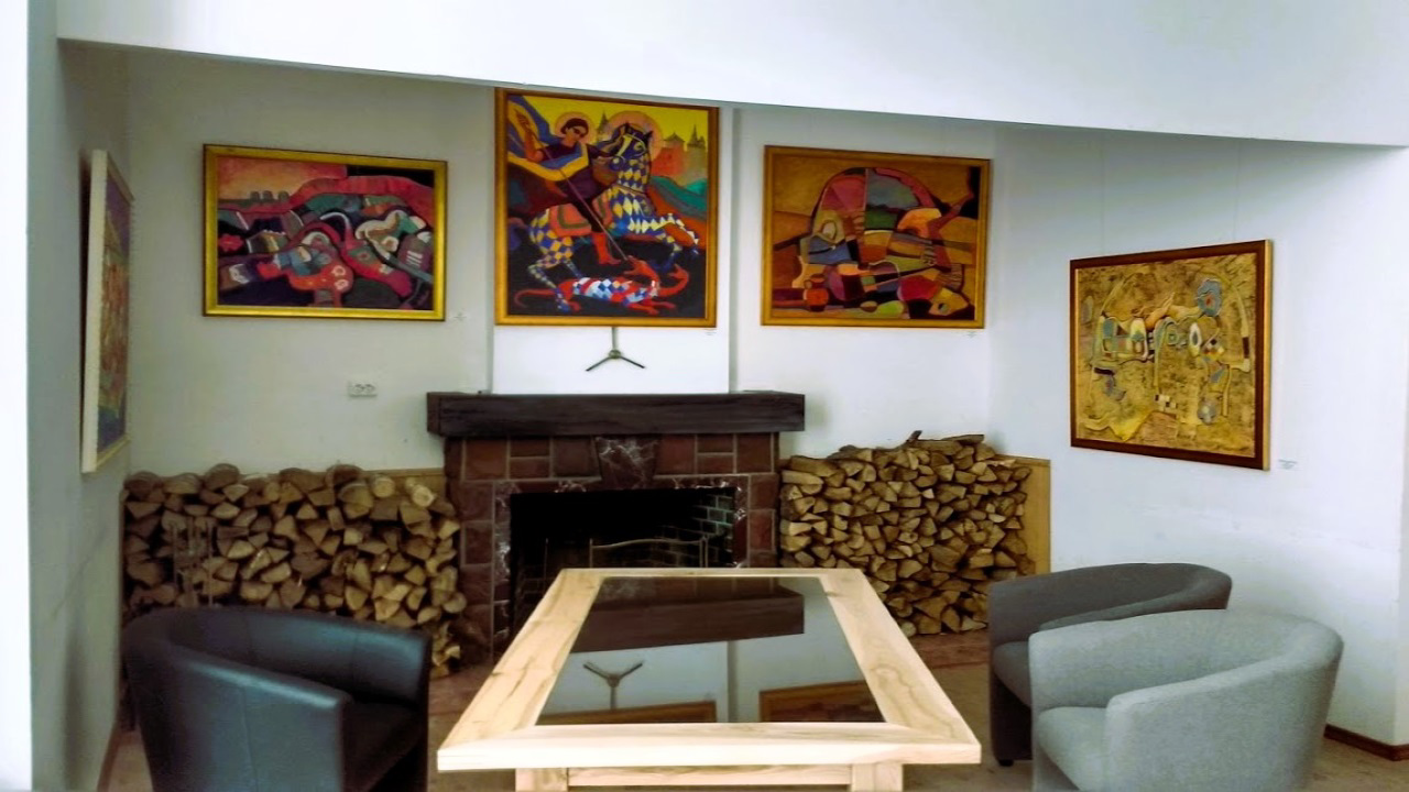 Plast-Art Modern Art Museum, Chernihiv