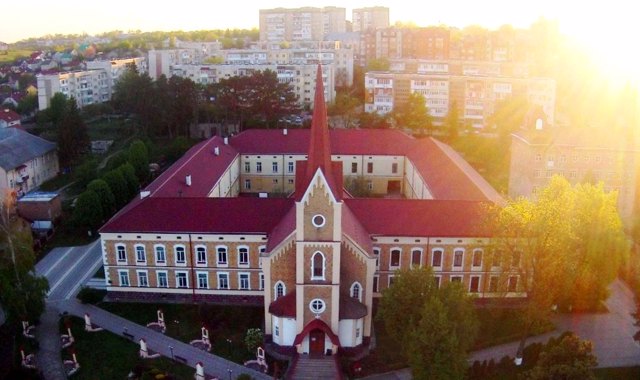 Церква Непорочного Зачаття Діви Марії, Чортків