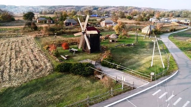 Архітектурно-етнографічний комплекс "Старе село", Пустовійтівка