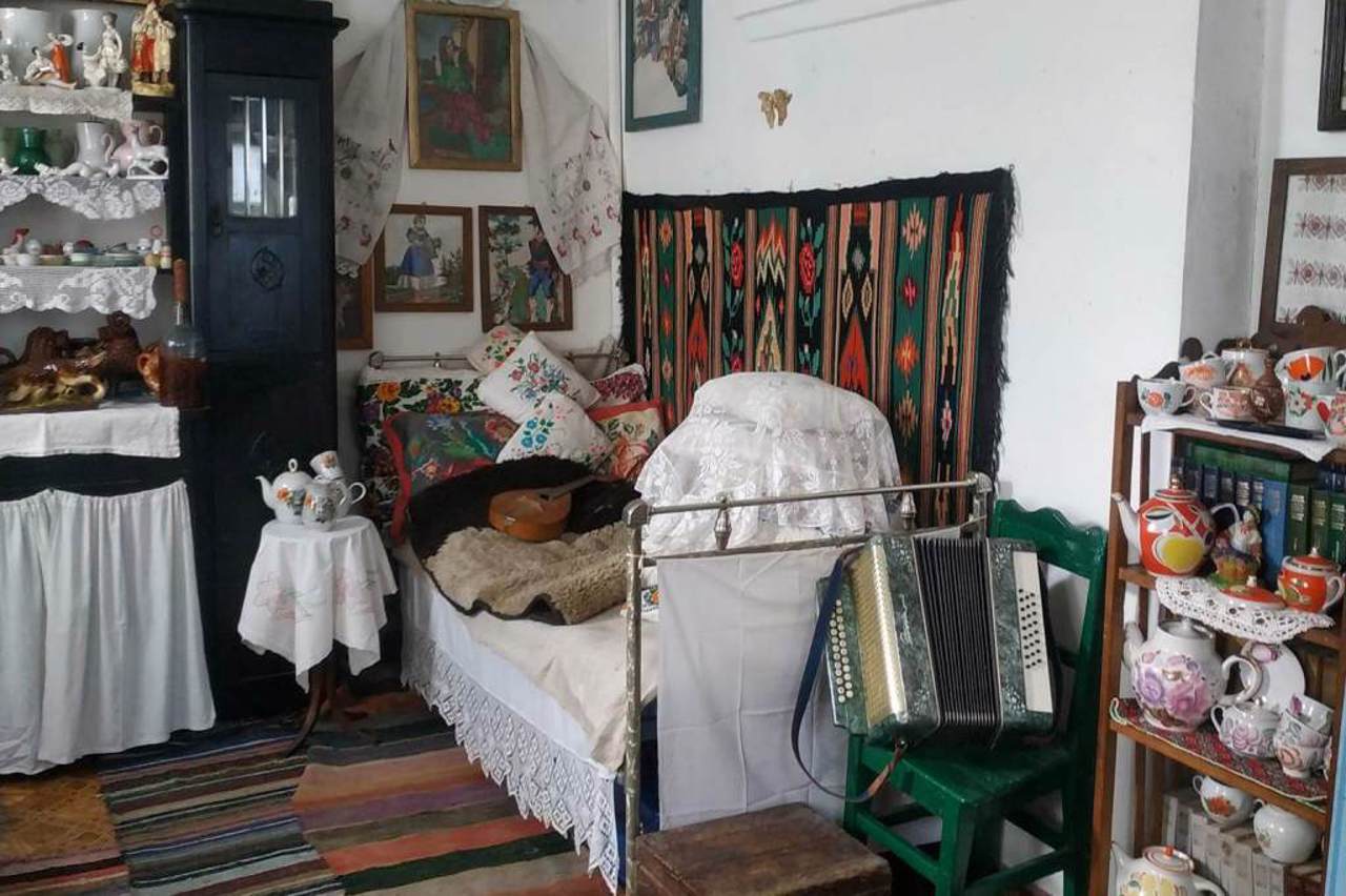 "Omelkova Khata" Manor-Museum, Kozubivka
