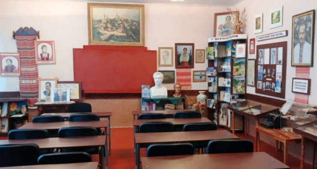 Музей Феодосія Сахна, Сміле