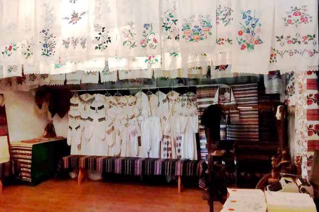 Музей історії села Устя