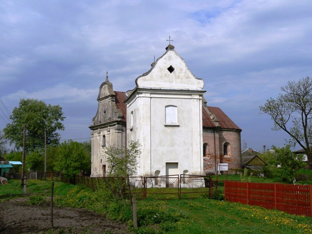 Троицкий костёл, Любомль