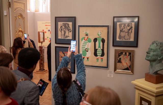 Київський музей авангарду презентував свої перші експозиції